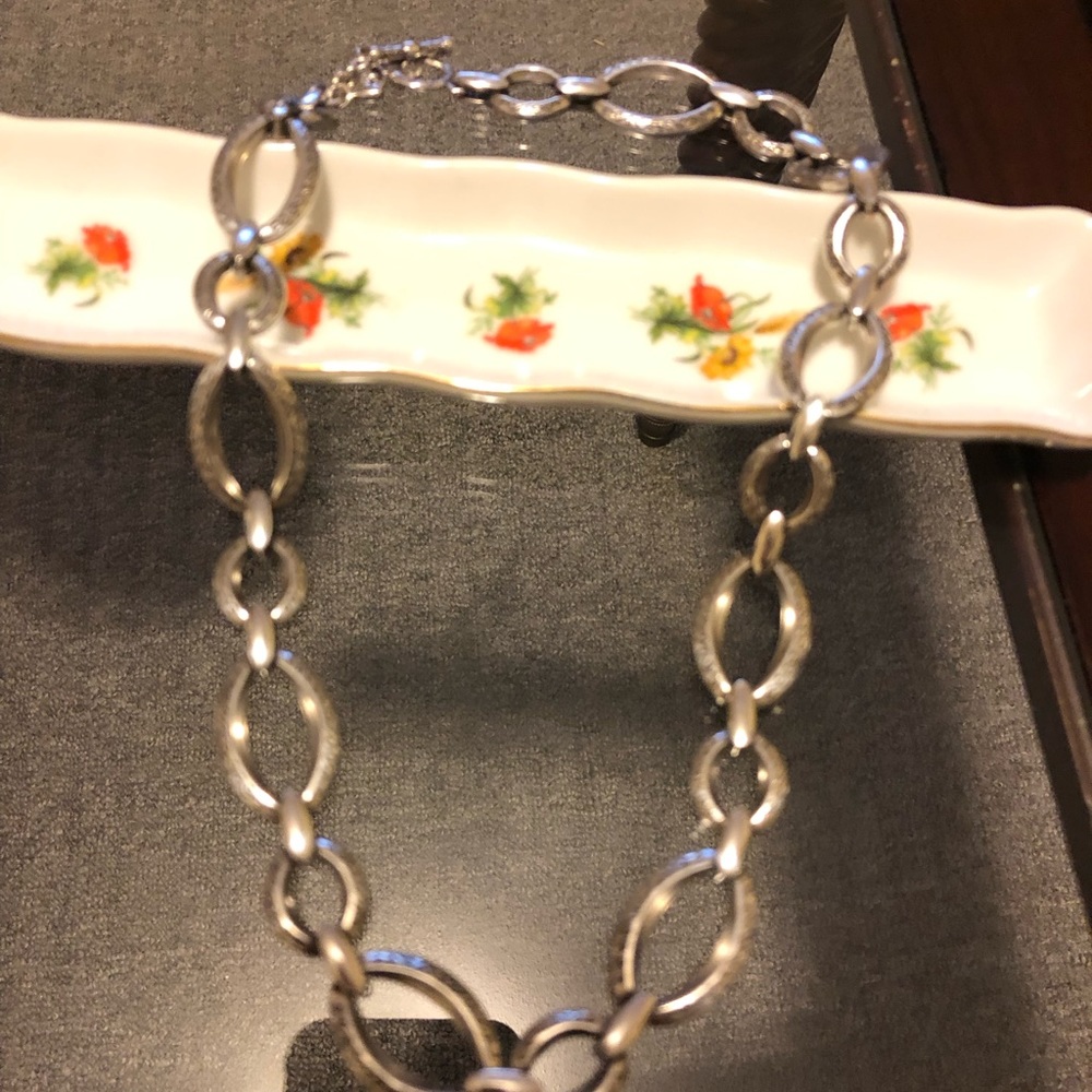 Brighton silver necklace with etching. With toggle clasp. - Picture 6 of 11